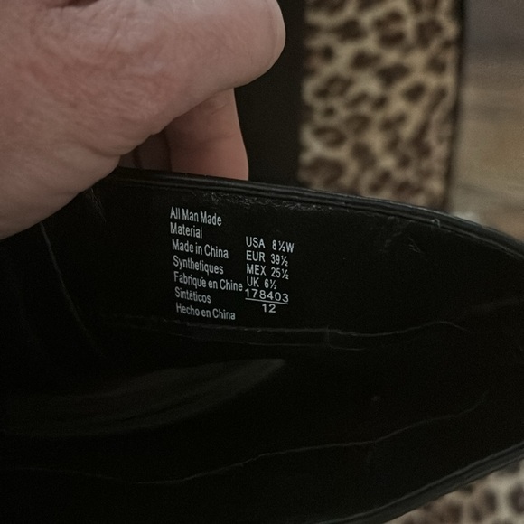 Dexflex Comfort Weaver Black Heeled Boot - Picture 2 of 5